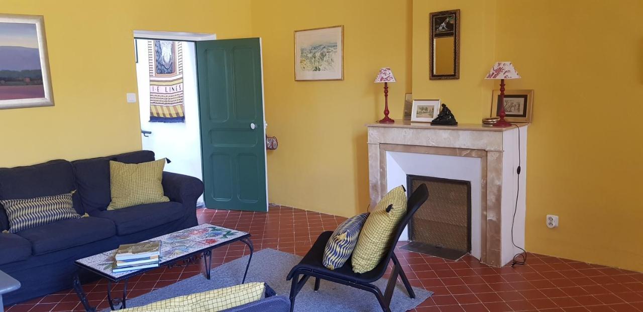 Jolie Maison De Ville La Petite Magnanerie La Roque-d'Antheron Exterior foto